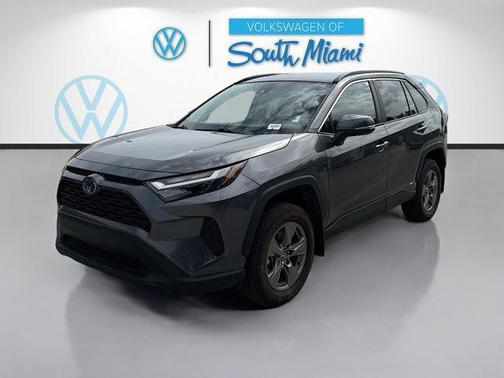 2024 Toyota RAV4 Hybrid XLE