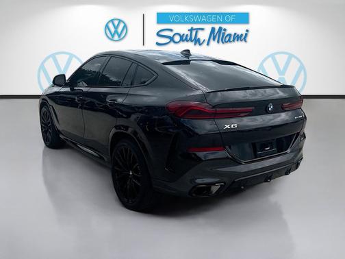 Black Sapphire Metallic 2023 BMW X6 xDrive40i