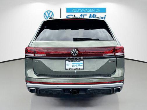 2026 Volkswagen Atlas 2.0T Peak Edition