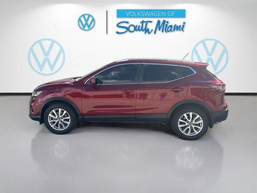 2022 Nissan Rogue Sport SV