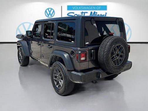 Granite Crystal Metallic Clearcoat 2024 Jeep Wrangler Sport S