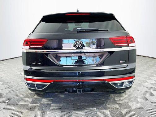 2022 Volkswagen Atlas Cross Sport 3.6L V6 SEL Premium R-Line