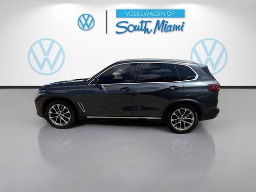 Arctic Gray Metallic 2020 BMW X5 sDrive40i