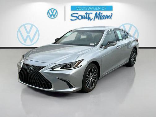 2022 Lexus ES 350 Base