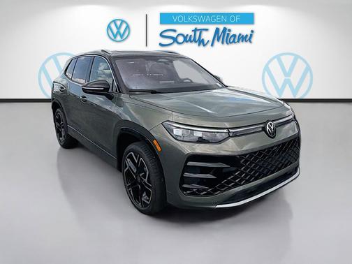Avocado Green w/Deep Black Roof 2026 Volkswagen Tiguan 2.0T SEL R-Line 4MOTION