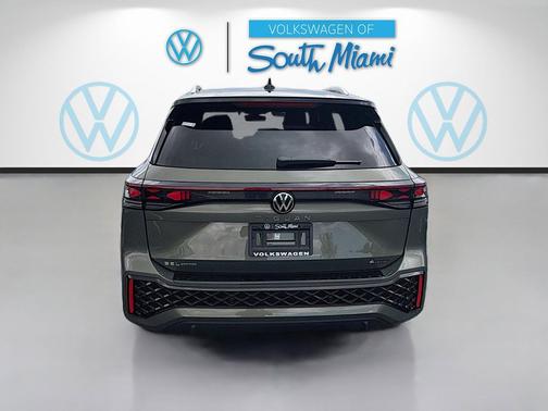 Avocado Green w/Deep Black Roof 2026 Volkswagen Tiguan 2.0T SEL R-Line 4MOTION