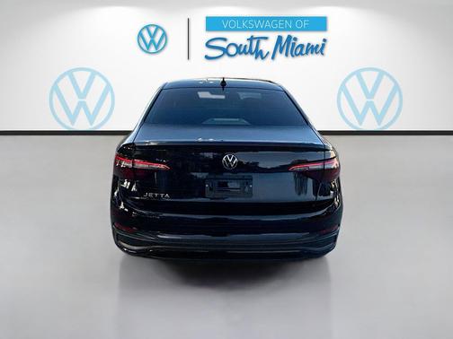 Deep Black Pearl 2024 Volkswagen Jetta 1.5T Sport