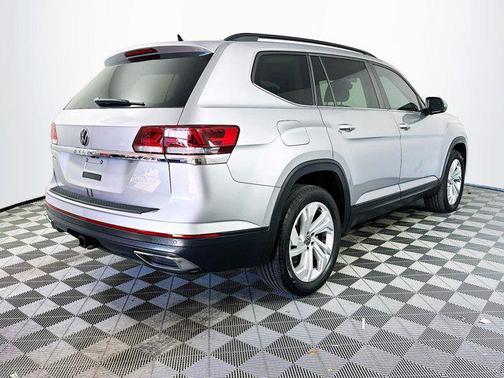 2021 Volkswagen Atlas 3.6L SE w/Technology