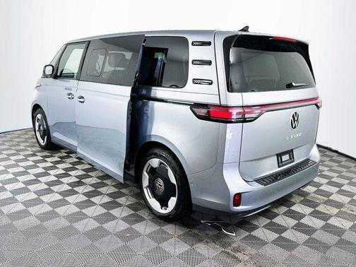 2025 Volkswagen ID. Buzz Pro S
