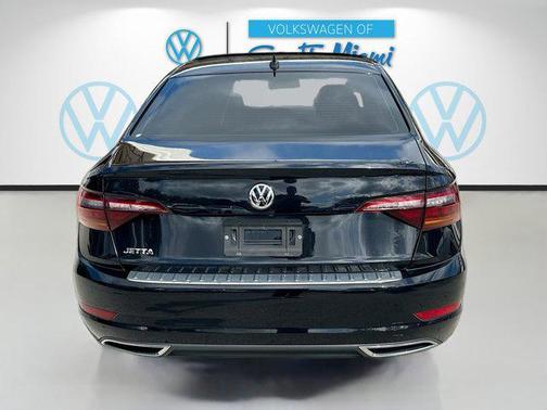2019 Volkswagen Jetta 1.4T R-Line