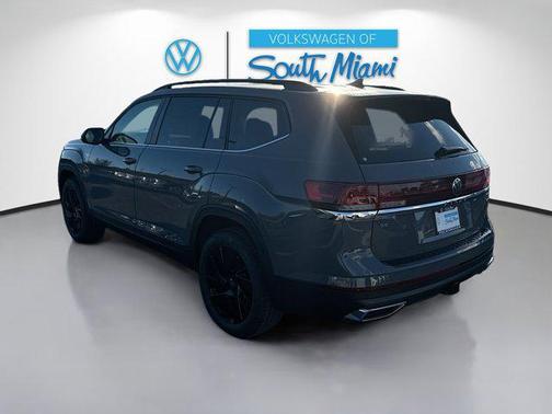 2026 Volkswagen Atlas 2.0T SE w/Technology 4MOTION