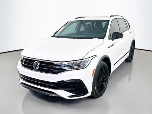 2022 Volkswagen Tiguan 2.0T SE R-Line Black