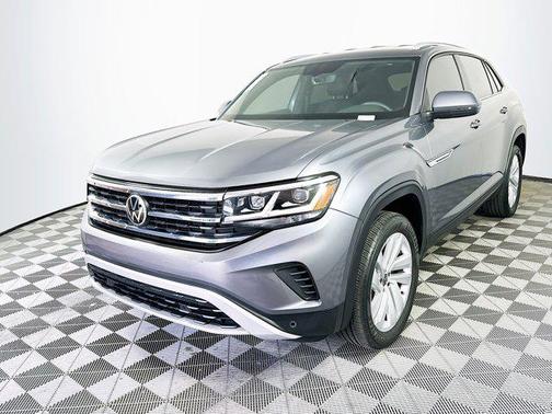 2022 Volkswagen Atlas Cross Sport 3.6L V6 SE w/Technology