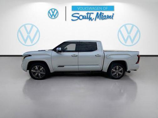 2023 Toyota Tundra Hybrid Capstone