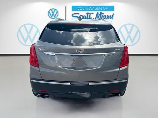 Bronze Dune Metallic 2018 Cadillac XT5 Luxury