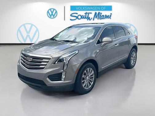 Bronze Dune Metallic 2018 Cadillac XT5 Luxury