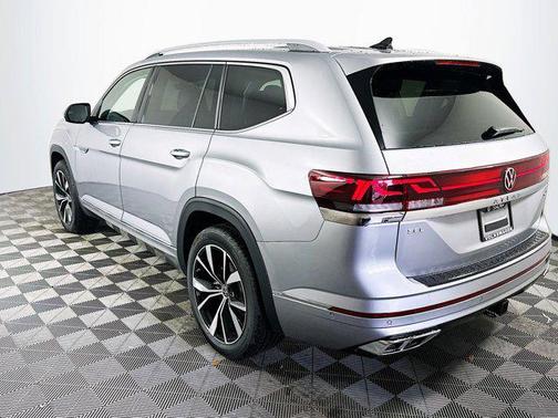 2025 Volkswagen Atlas 2.0T SEL Premium R-Line 4MOTION