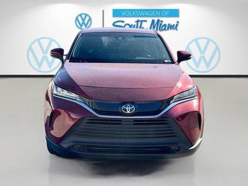 Pearl 2022 Toyota Venza LE