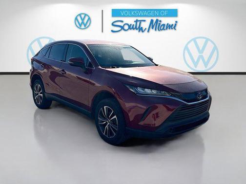 Pearl 2022 Toyota Venza LE