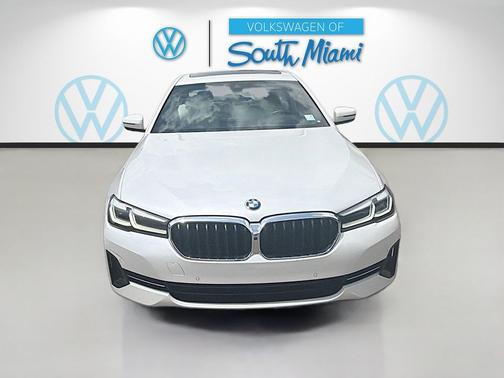 Mineral White Metallic 2021 BMW 530 530i