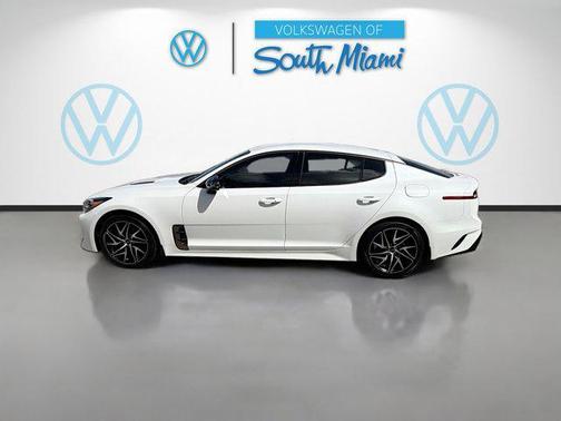 Snow White Pearl 2022 Kia Stinger GT-Line