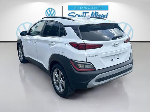 Lunar White 2023 Hyundai KONA SEL