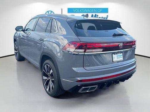 2026 Volkswagen Atlas Cross Sport 2.0T SEL Premium