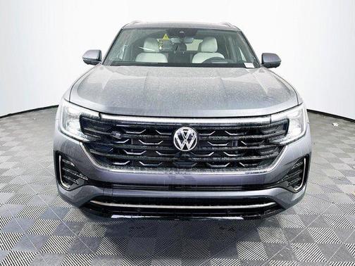 2025 Volkswagen Atlas Cross Sport 2.0T SEL Premium