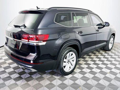 2022 Volkswagen Atlas 2.0T SE
