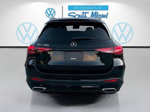 2023 Mercedes-Benz GLC 300 Base