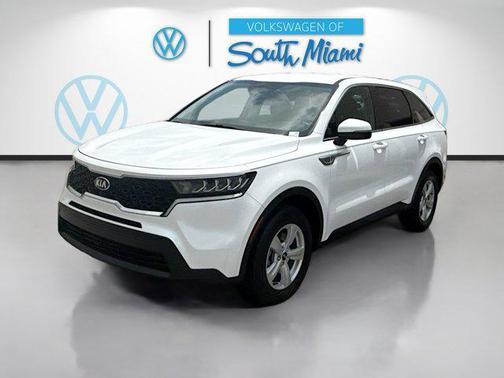 Glacial White Pearl 2021 Kia Sorento LX