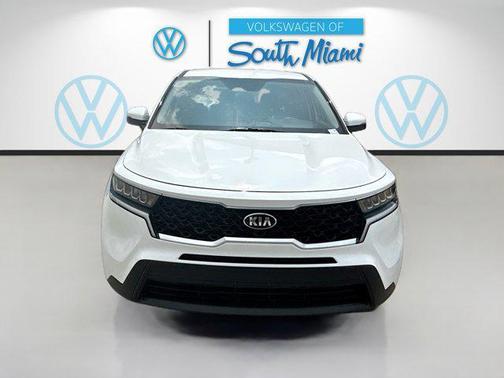Glacial White Pearl 2021 Kia Sorento LX