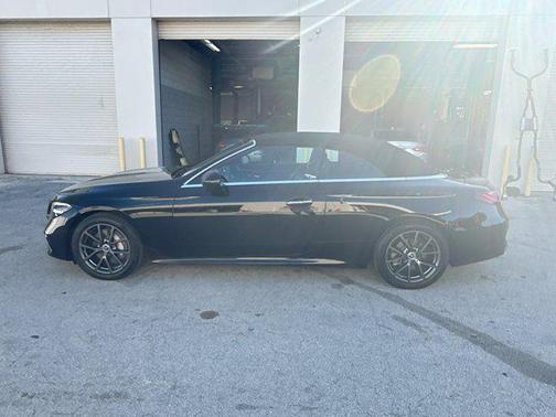 2024 Mercedes-Benz CLE 300 4MATIC Cabriolet