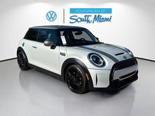 2022 MINI Hardtop Cooper S