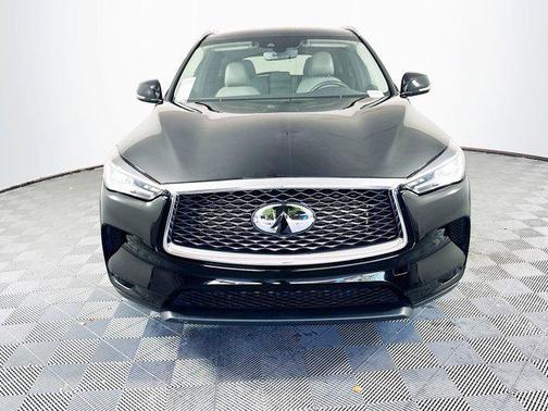2023 INFINITI QX50 LUXE AWD