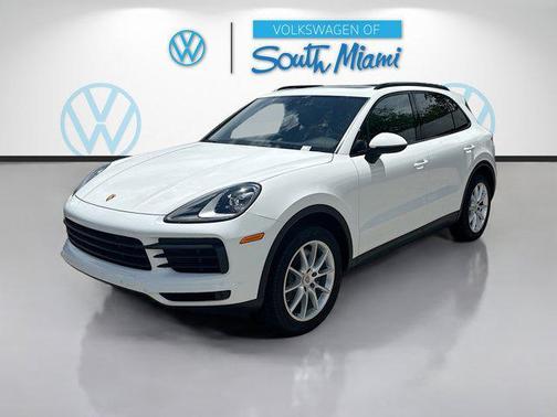 White 2019 Porsche Cayenne Cayenne