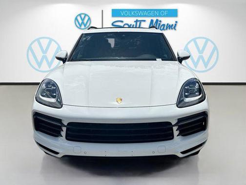 White 2019 Porsche Cayenne Cayenne
