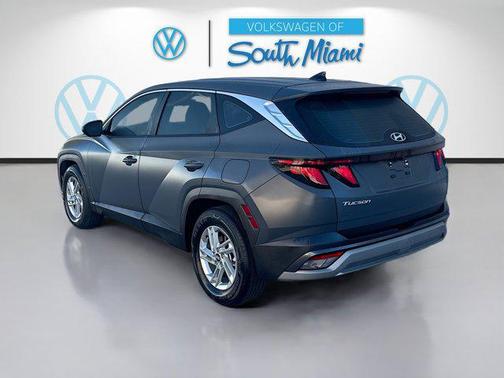 2025 Hyundai TUCSON SE