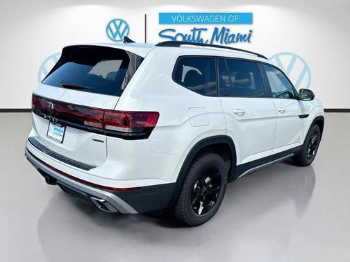 2026 Volkswagen Atlas 2.0T Peak Edition