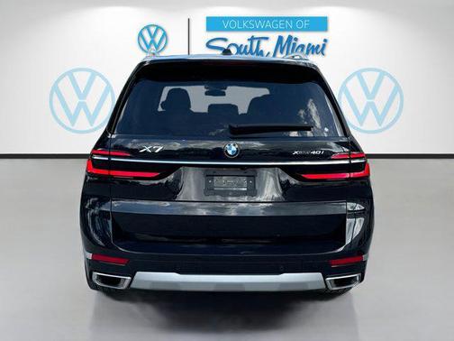 2024 BMW X7 xDrive40i