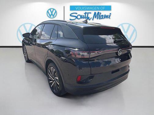 Deep Black 2025 Volkswagen ID.4 S Limited