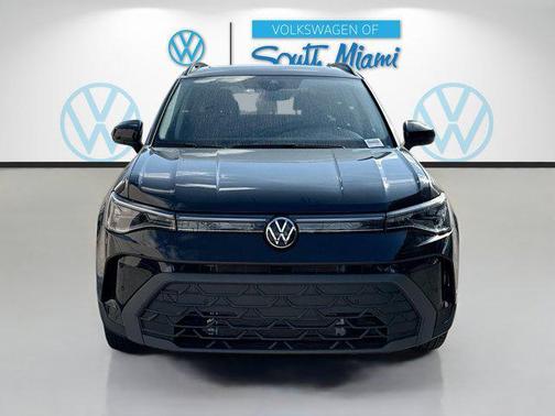 2026 Volkswagen Taos SE Black