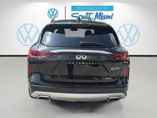 Black Obsidian 2024 INFINITI QX50 LUXE