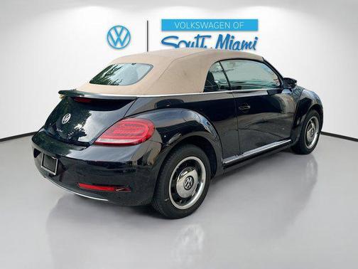 2018 Volkswagen Beetle 2.0T Coast