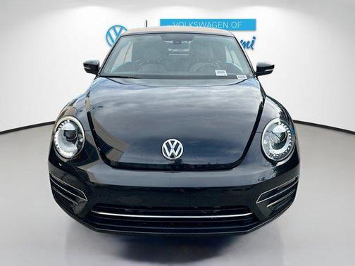 2018 Volkswagen Beetle 2.0T Coast