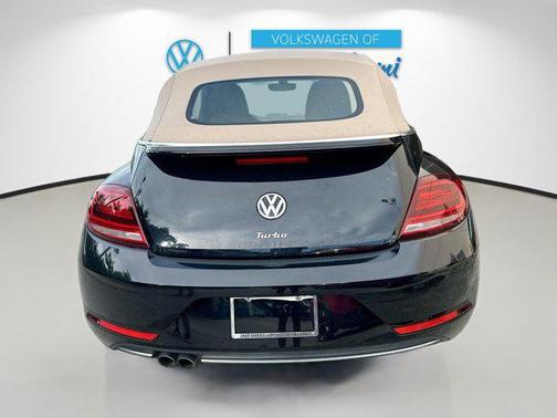 2018 Volkswagen Beetle 2.0T Coast