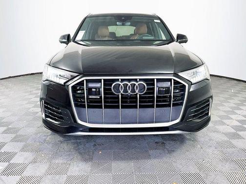 2021 Audi Q7 55 Prestige