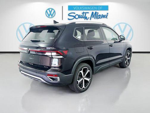 2025 Volkswagen Taos 1.5T SEL