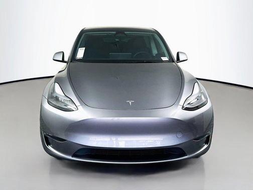 2025 Tesla Model Y Long Range Dual Motor All-Wheel Drive