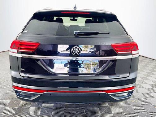 2022 Volkswagen Atlas Cross Sport 2.0T SE w/Technology